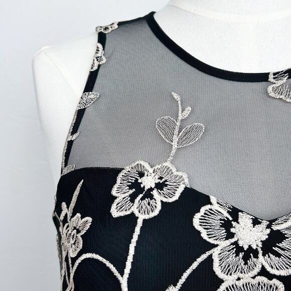 Label by 5 Twelve Illusion Sweetheart Neckline Floral Embroidered Dress NWT - Picture 4 of 8